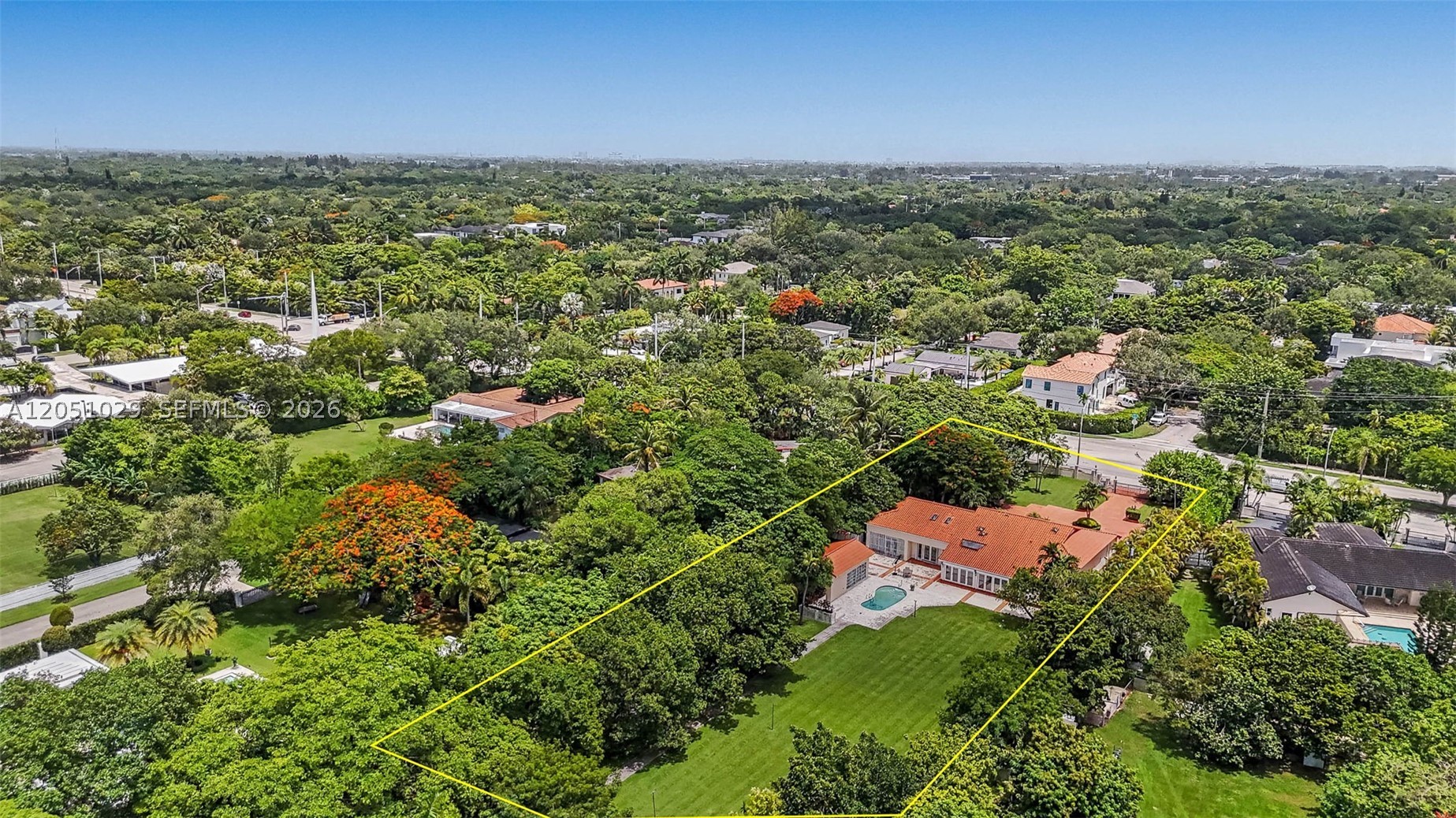 7030 Sunset Dr Miami, FL 33143