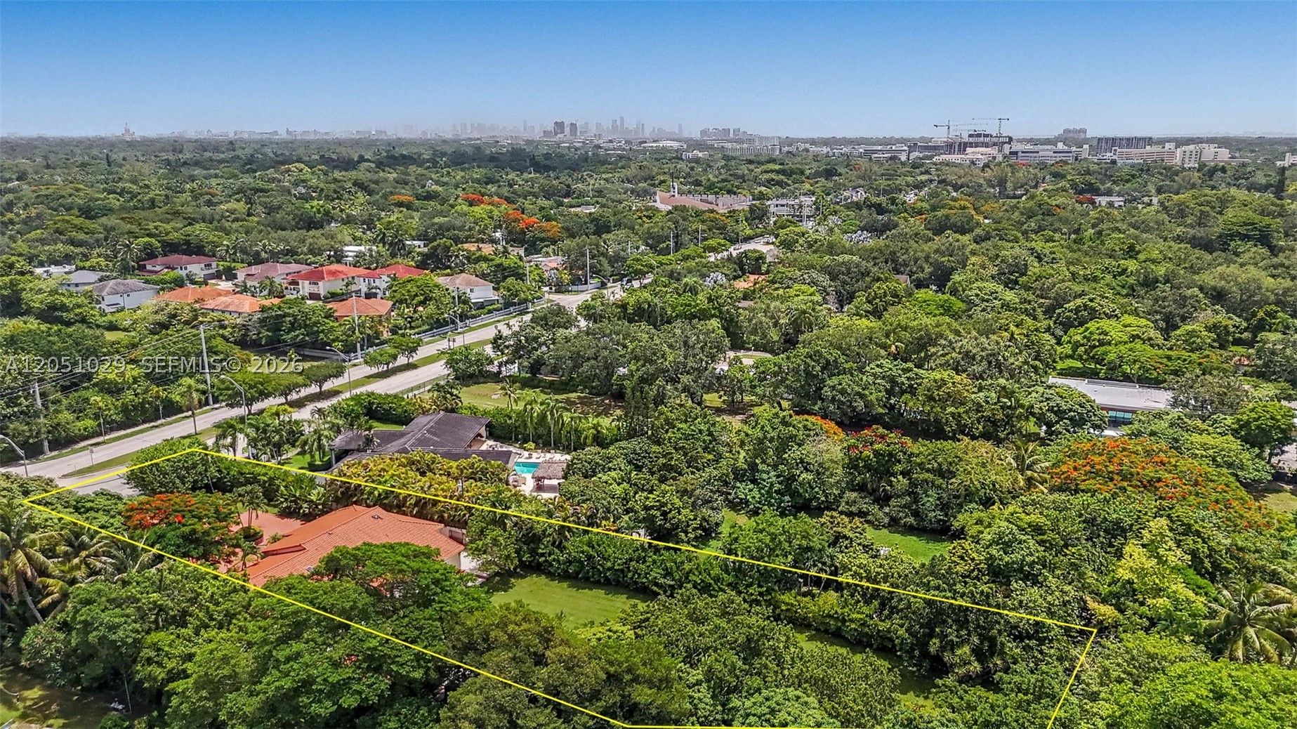 7030 Sunset Dr Miami, FL 33143