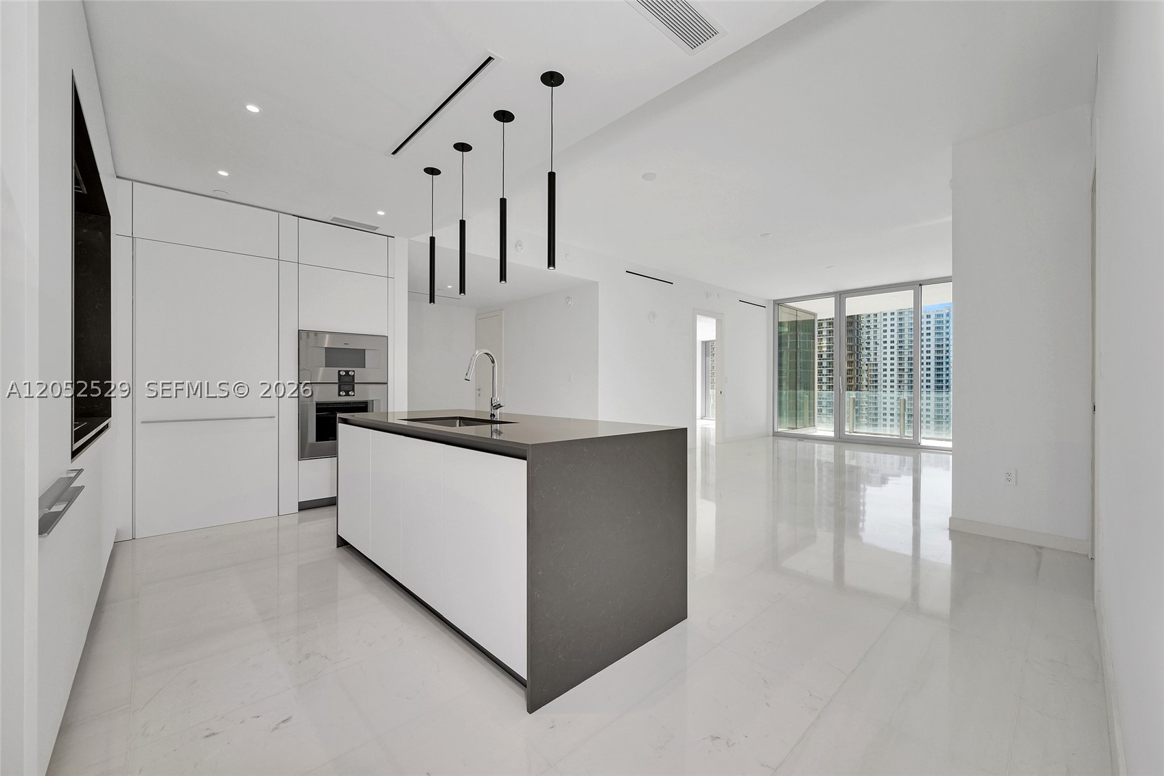 image Aston Martin Residences12