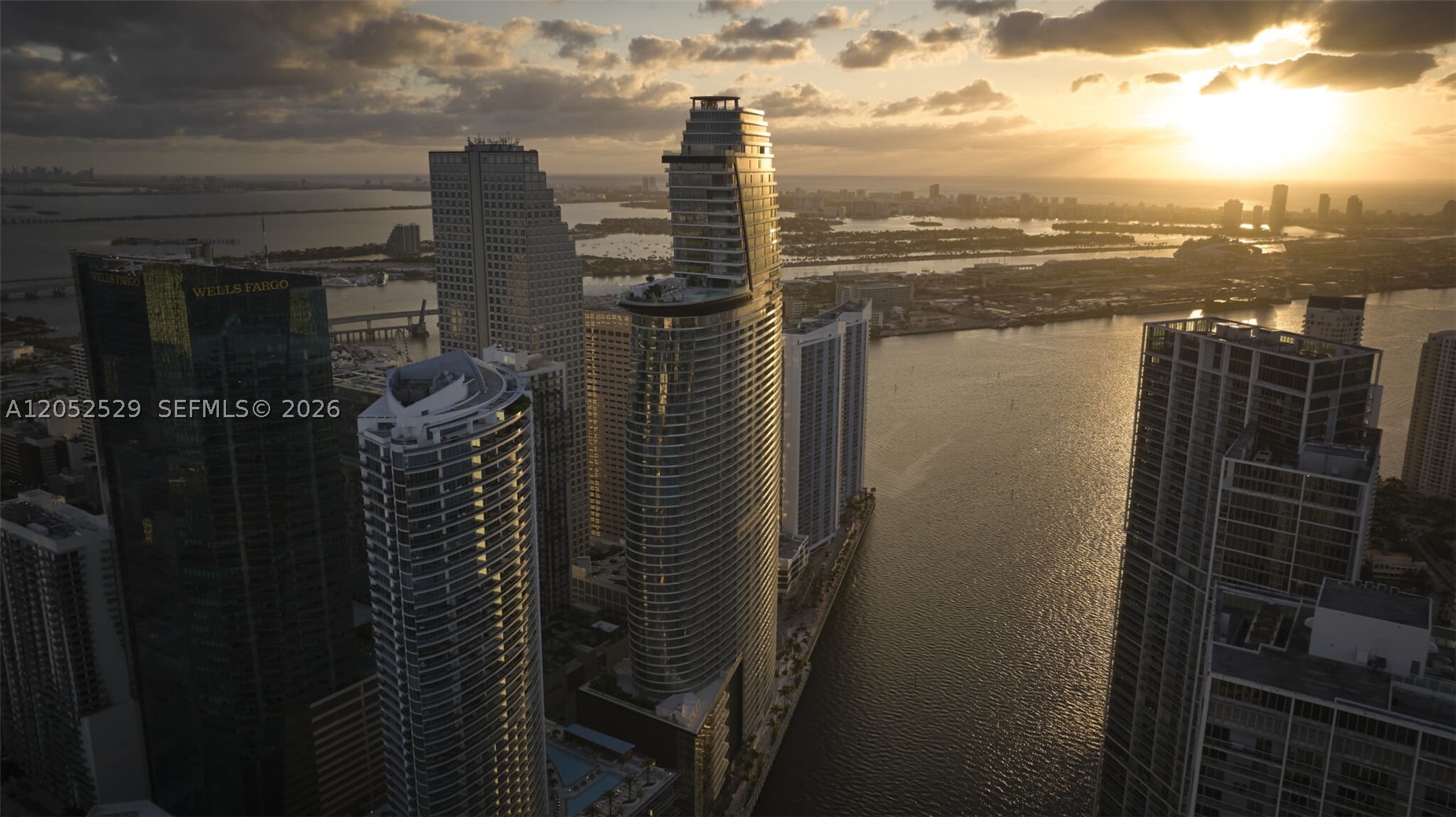 image Aston Martin Residences1