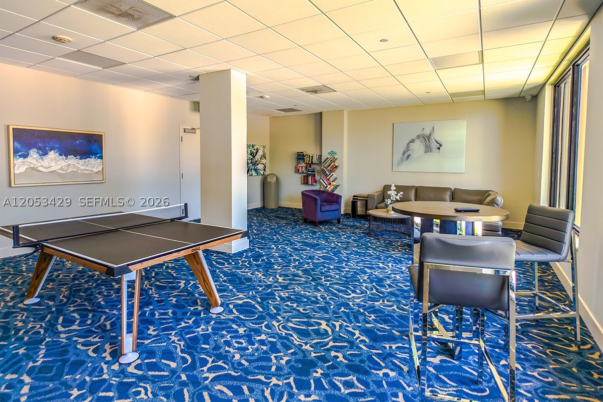 90 Edgewater Dr #225 Coral Gables, FL 33133