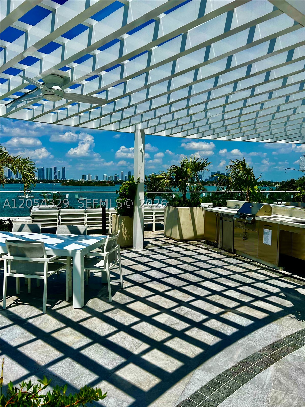 image The Waverly at South Beach9