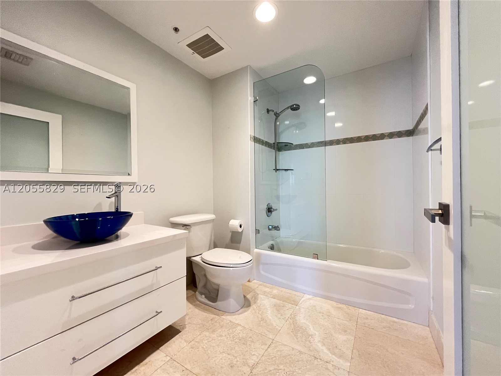 image Ten Aragon Condo22
