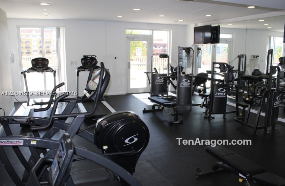 image Ten Aragon Condo31