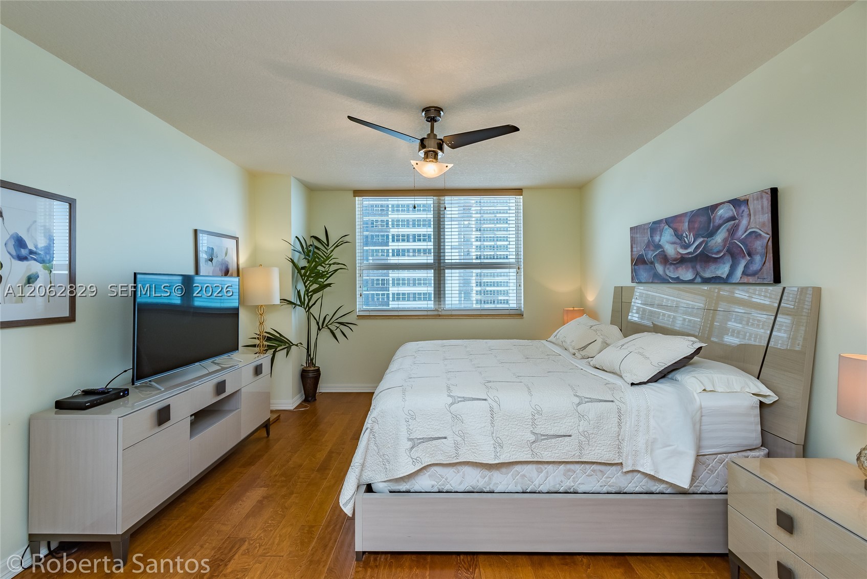 image 2080 Ocean Drive21