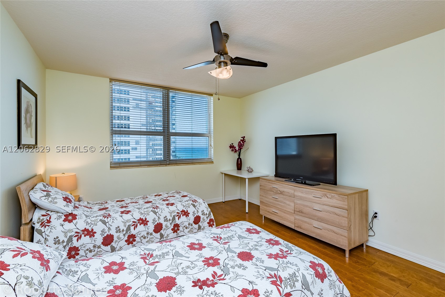 image 2080 Ocean Drive28