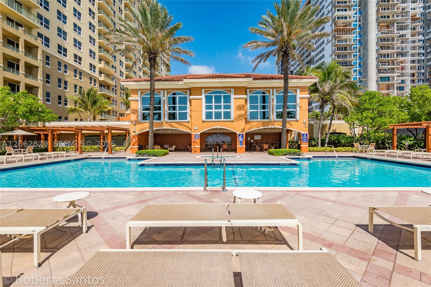 image 2080 Ocean Drive6