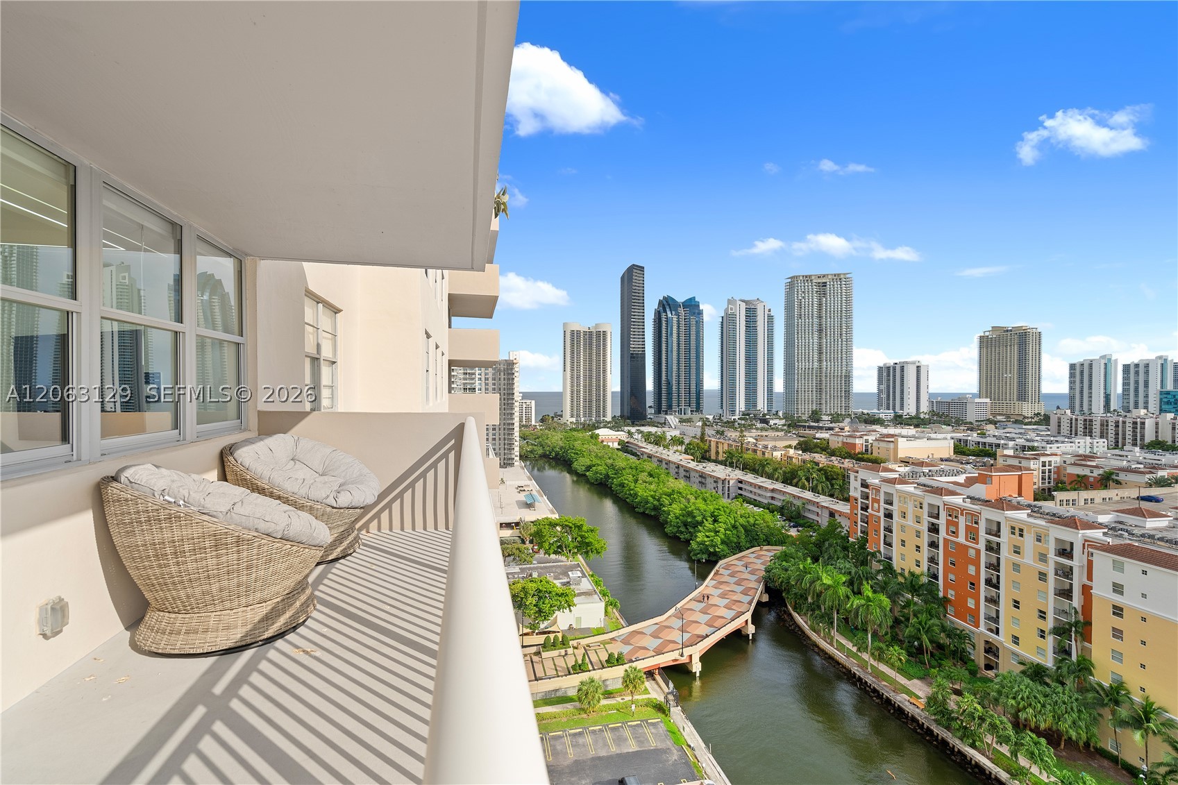 image Winston Towers 10020
