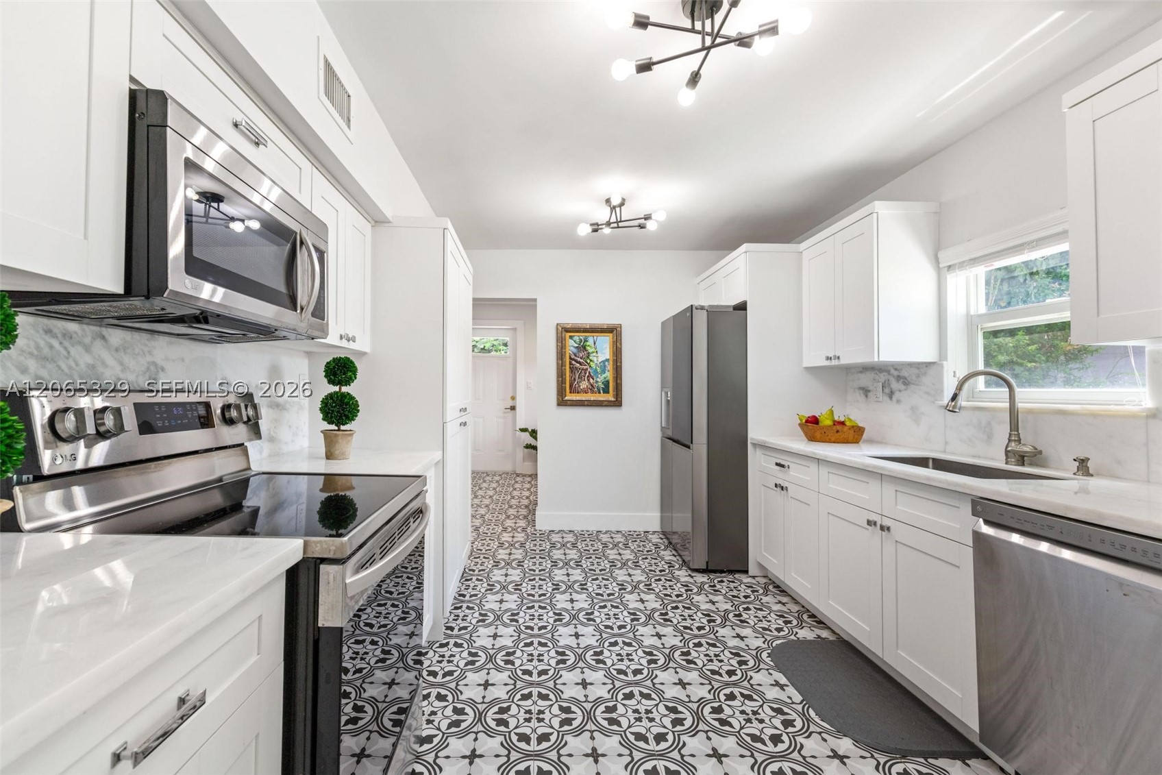 7121 SW 63rd Ave South Miami, FL 33143