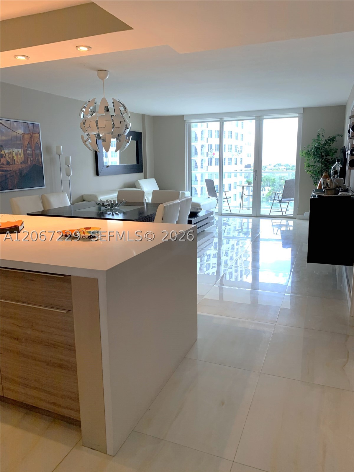 5701 Collins Ave #1003