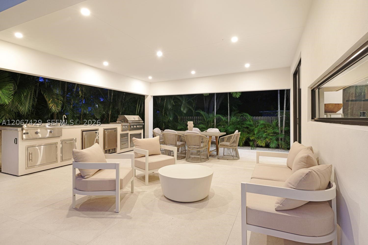 1015 NE 114th St Biscayne Park, FL 33161
