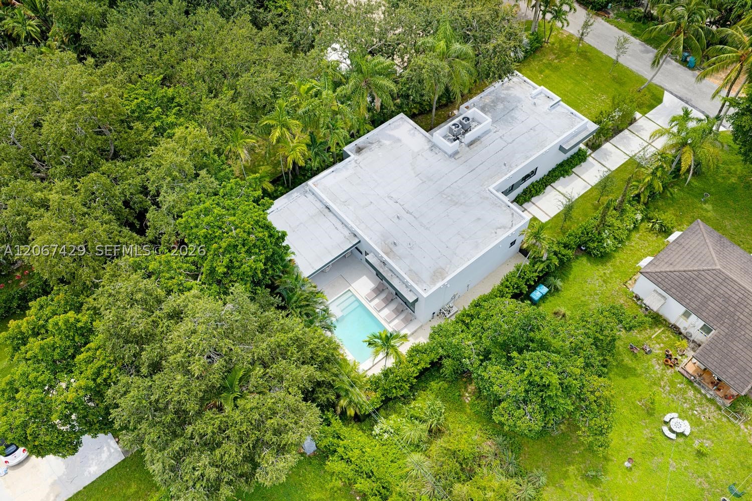 1015 NE 114th St Biscayne Park, FL 33161