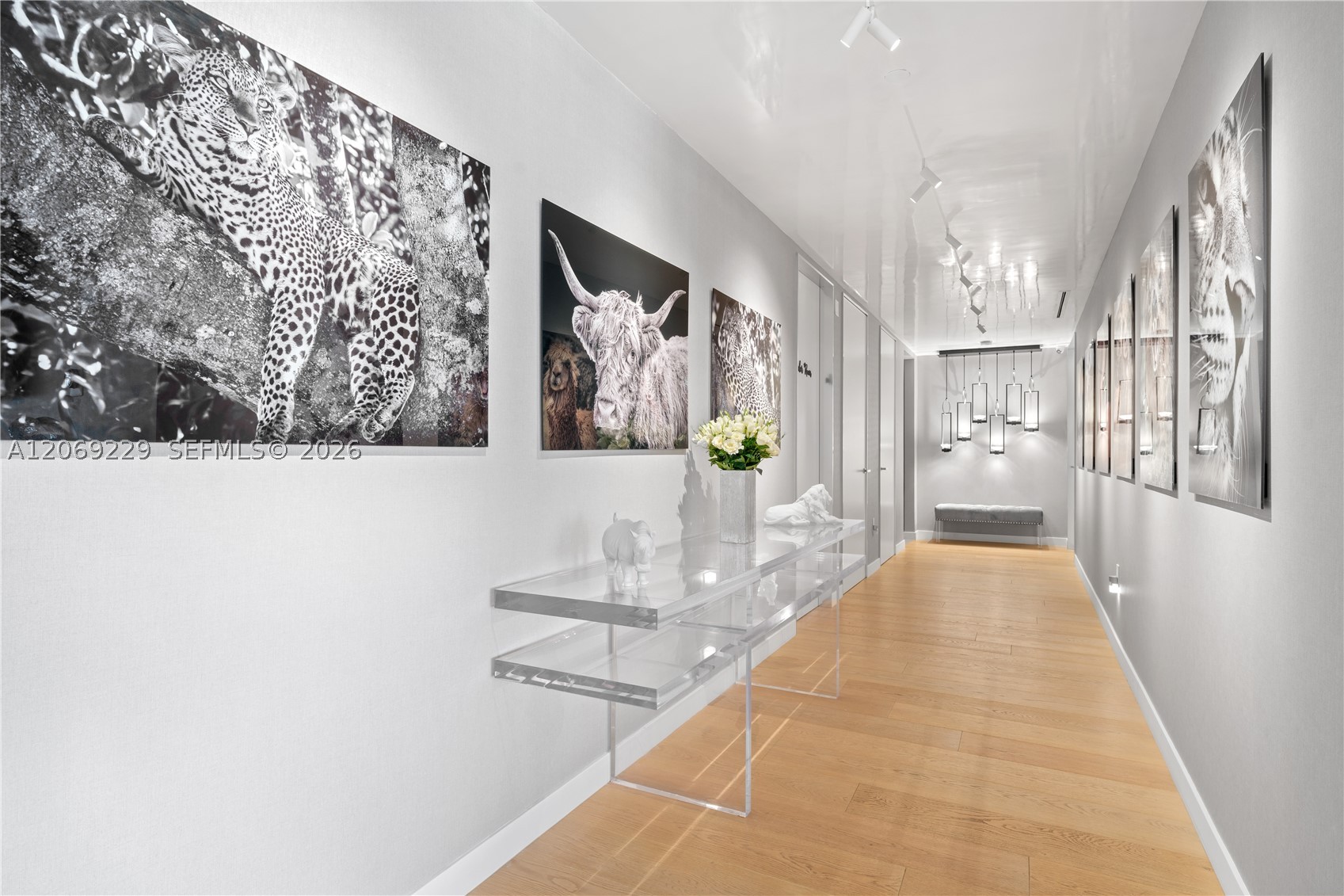 6893 Fisher Is Dr 6893rd Lphcenter #6893 Miami Beach, FL 33109