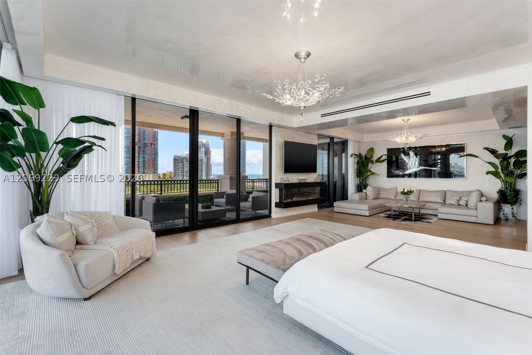 6893 Fisher Is Dr 6893rd Lphcenter #6893 Miami Beach, FL 33109