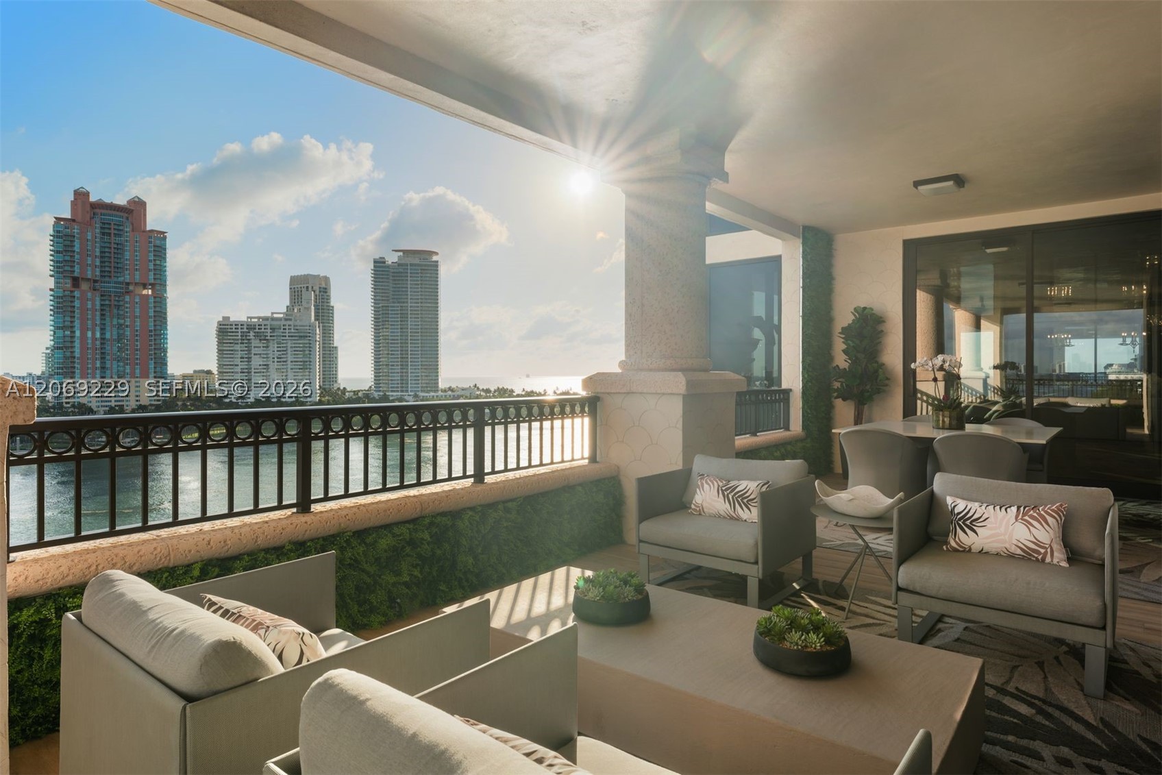 6893 Fisher Is Dr 6893rd Lphcenter #6893 Miami Beach, FL 33109
