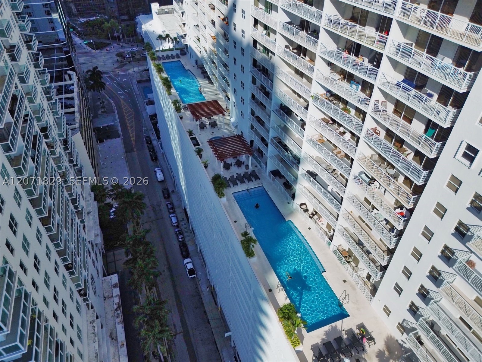 image The Club at Brickell Bay14