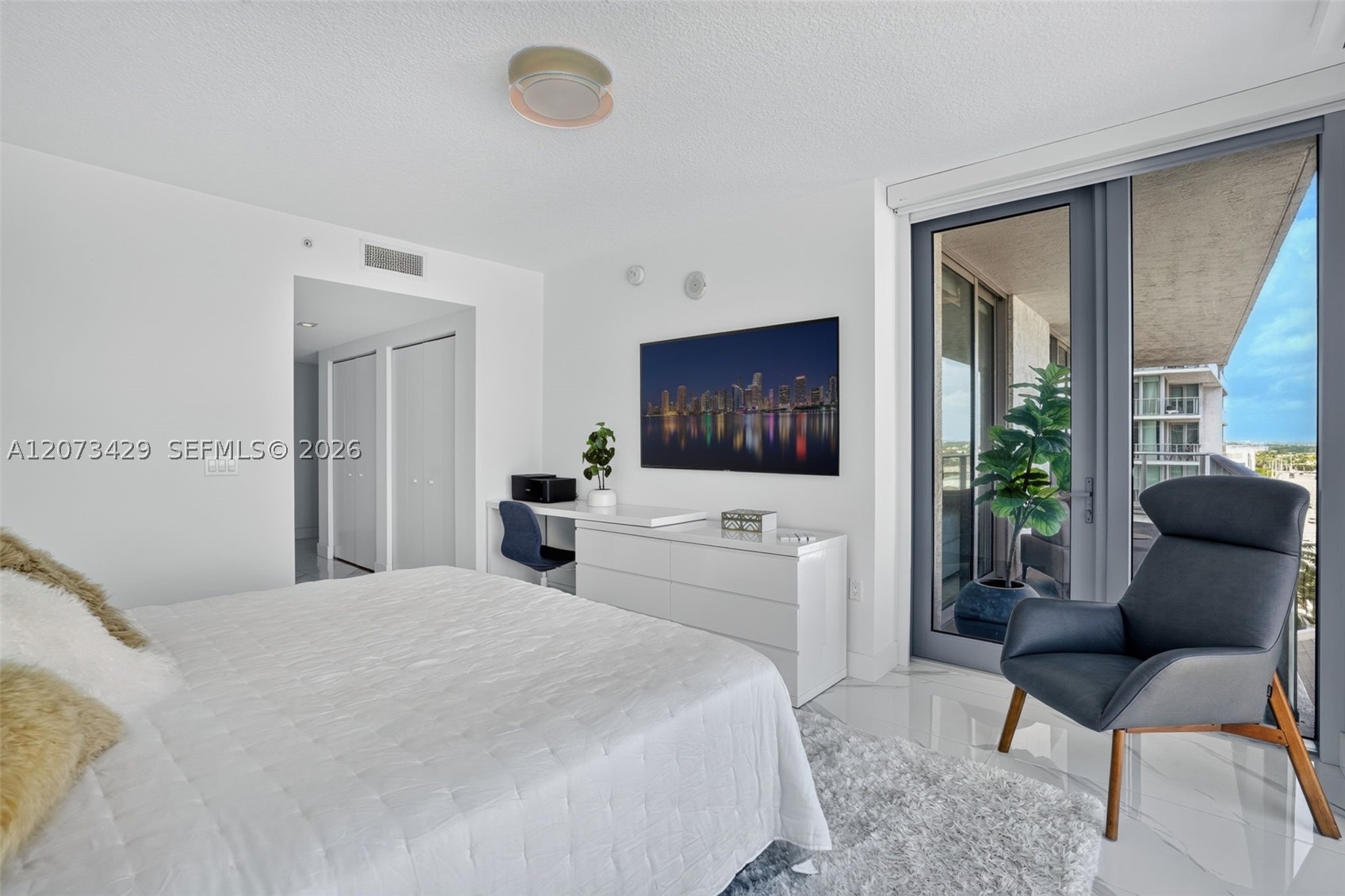300 Sunny Isles Blvd #4-1007 Sunny Isles Beach, FL 33160