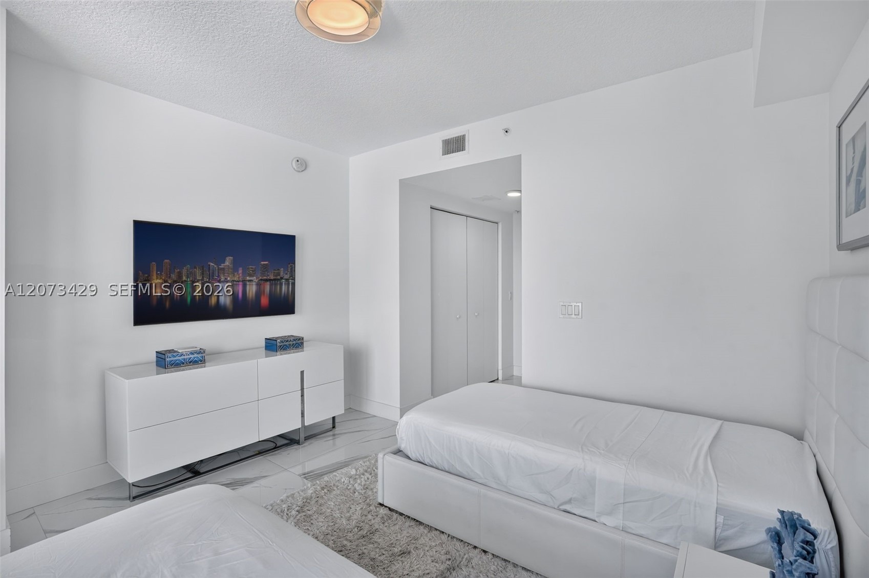 300 Sunny Isles Blvd #4-1007 Sunny Isles Beach, FL 33160