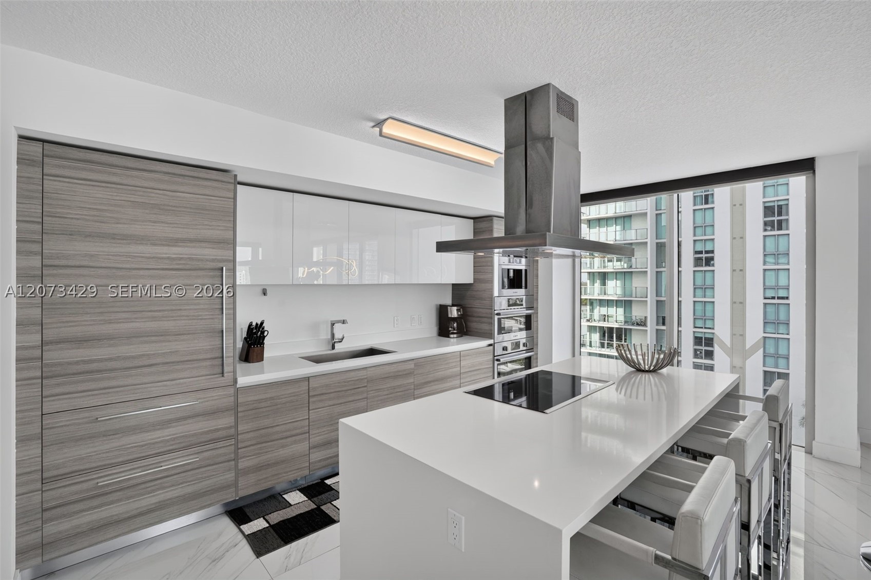 300 Sunny Isles Blvd #4-1007 Sunny Isles Beach, FL 33160