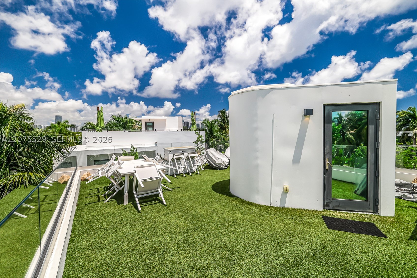 288 Palm Ave Miami Beach, FL 33139