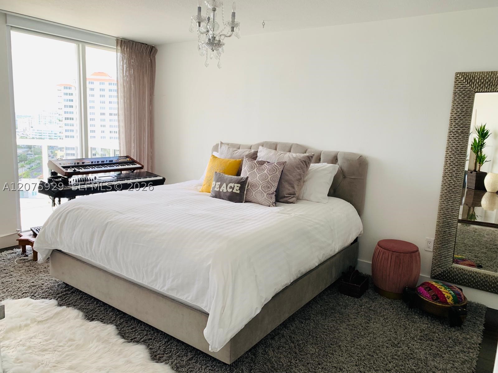 6301 Collins Ave #1606 Miami Beach, FL 33141