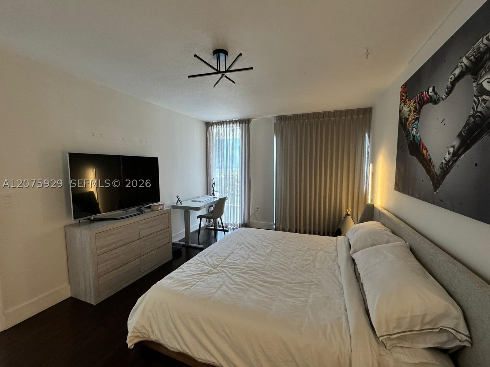 6301 Collins Ave #1606 Miami Beach, FL 33141