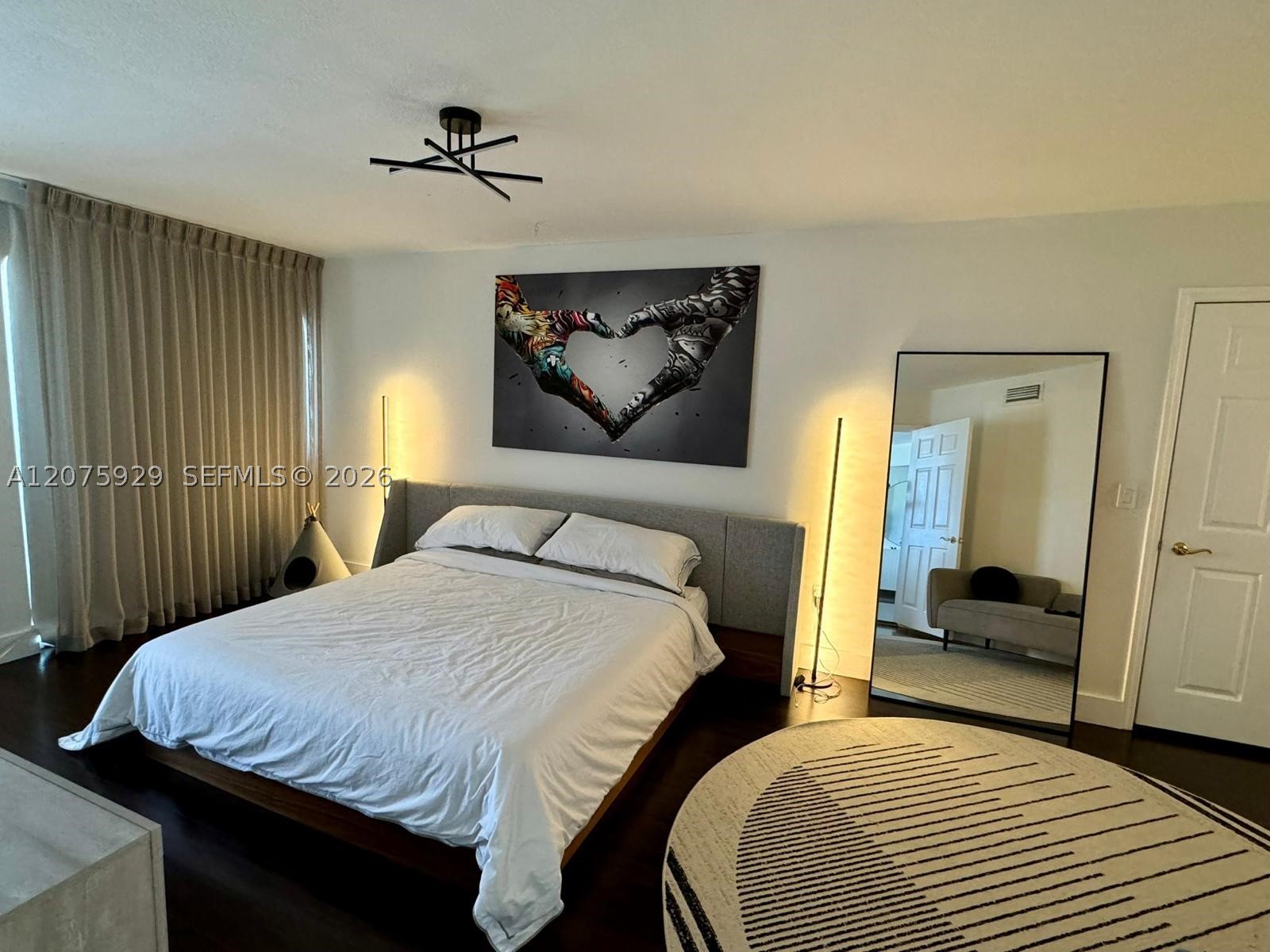 6301 Collins Ave #1606 Miami Beach, FL 33141