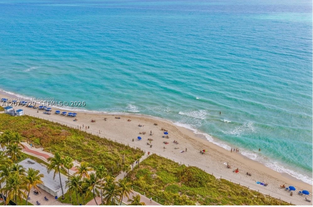6301 Collins Ave #1606 Miami Beach, FL 33141