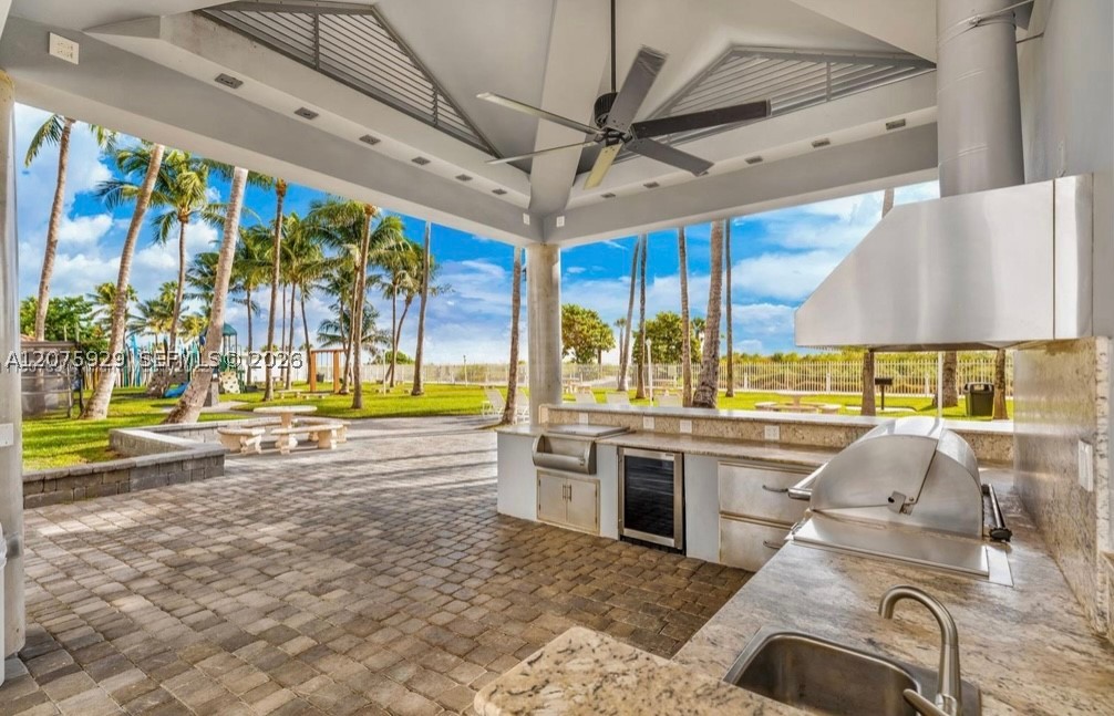 6301 Collins Ave #1606 Miami Beach, FL 33141