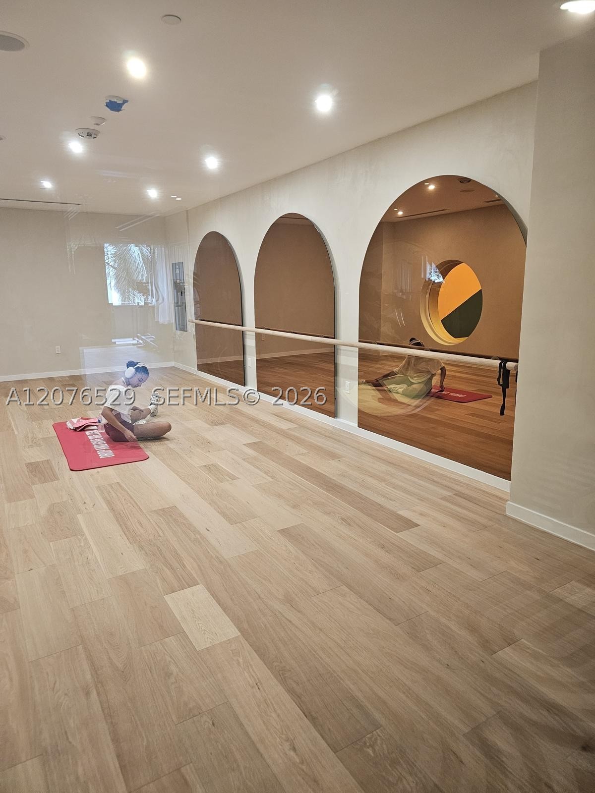 90 NE 32nd St #605 Miami, FL 33137
