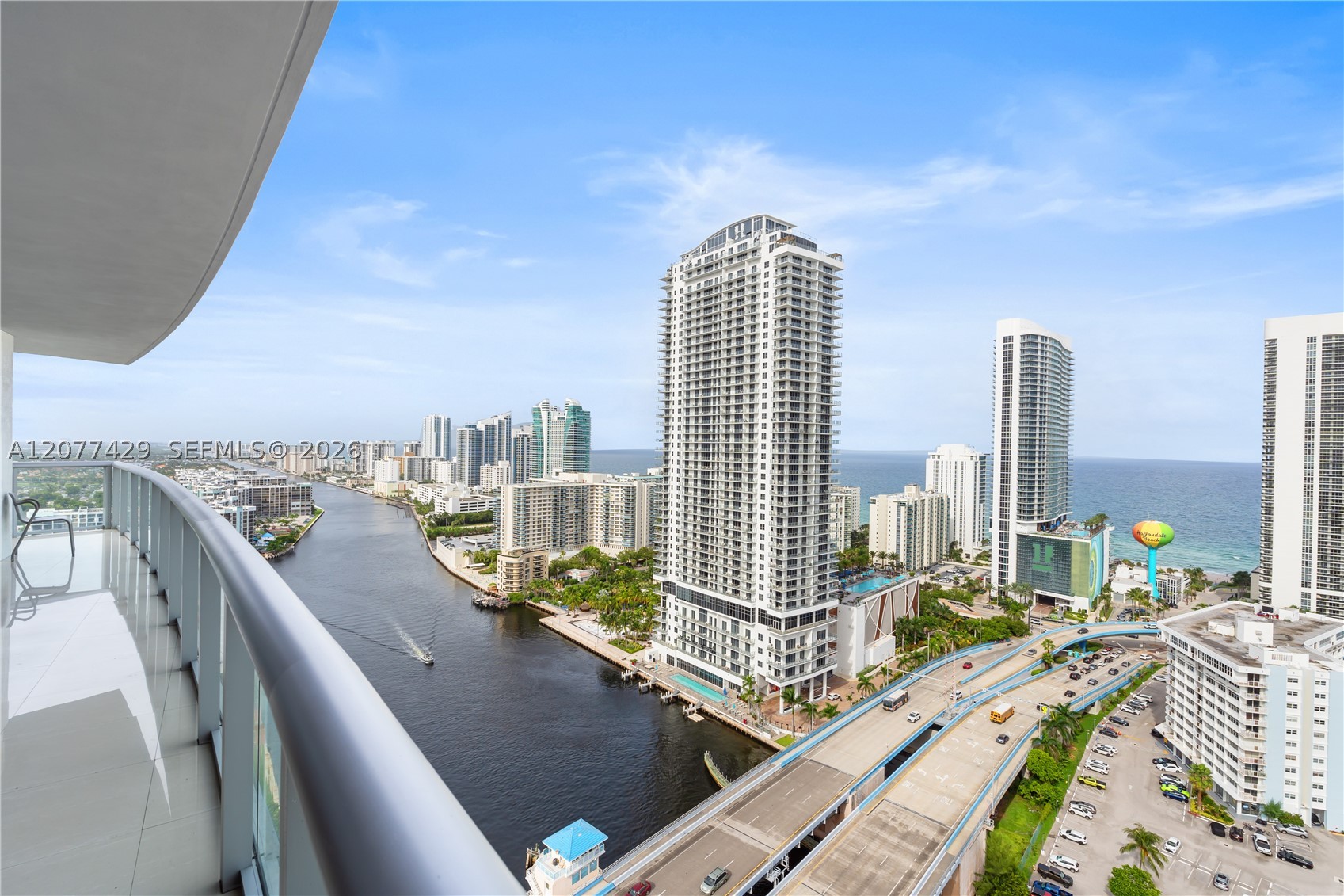 image Beachwalk Condominium3