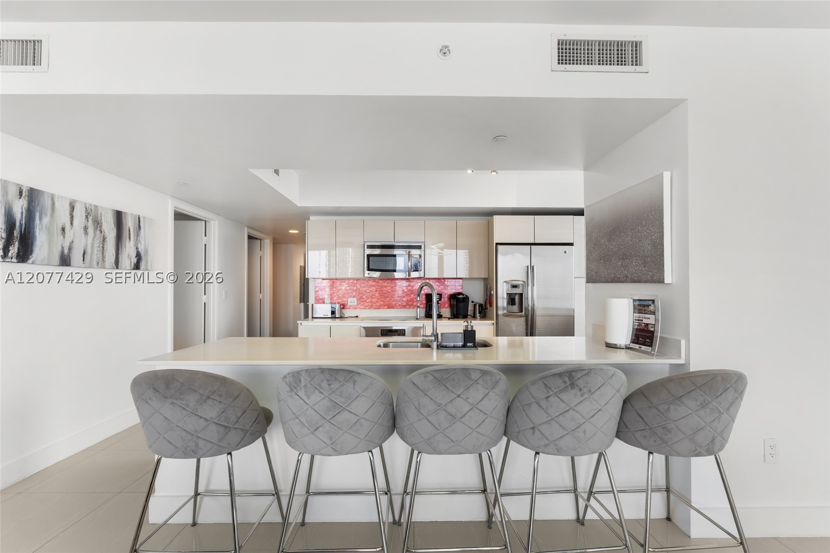 image Beachwalk Condominium8