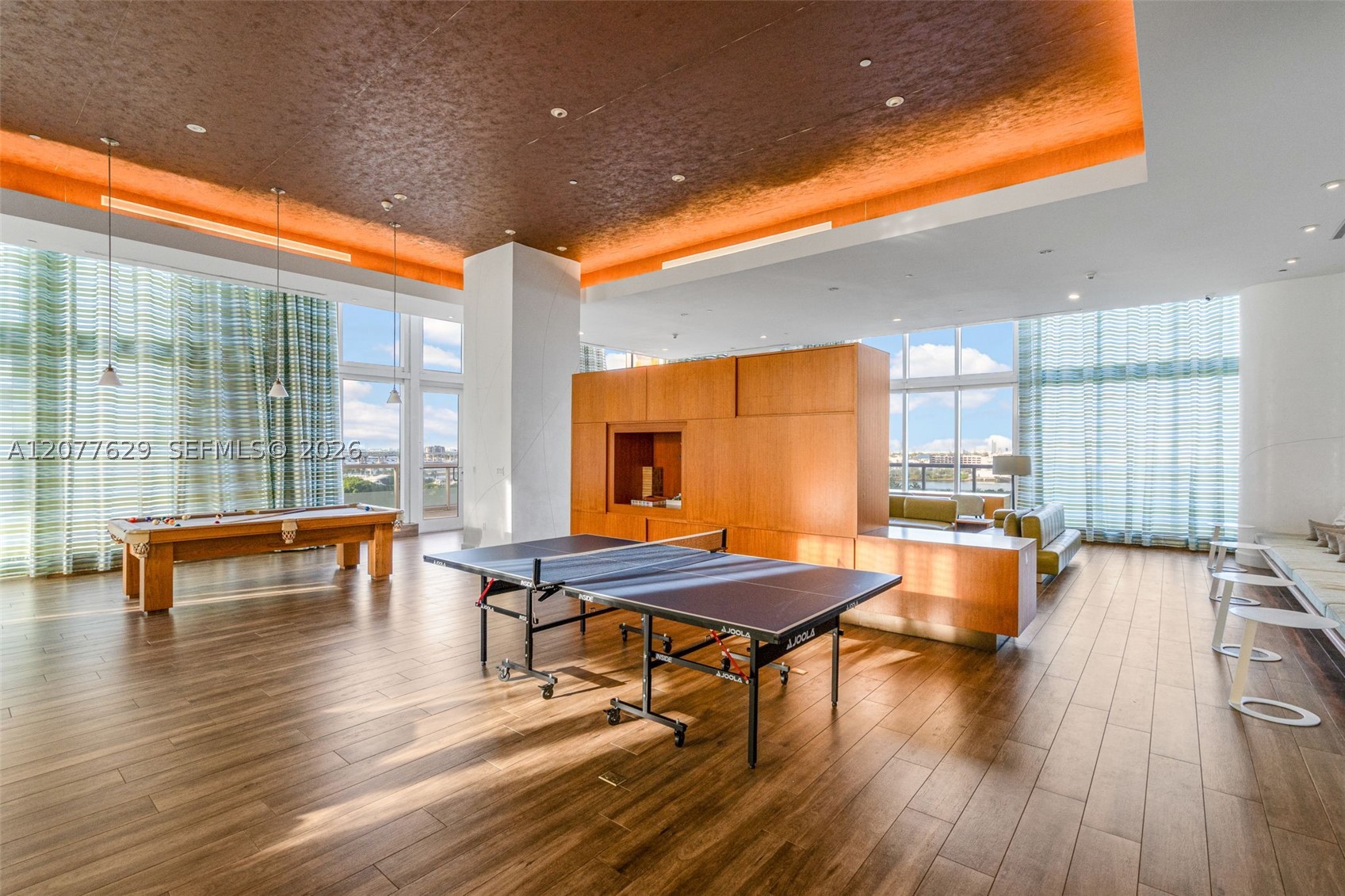 image 50 Biscayne33