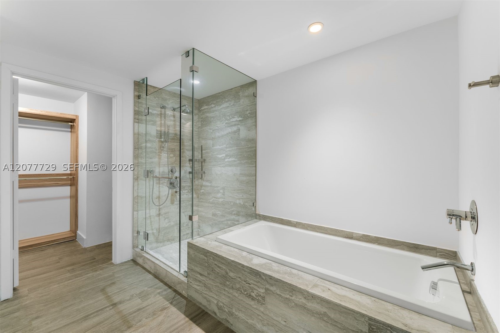 2900 NE 7th Ave #1409 Miami, FL 33137