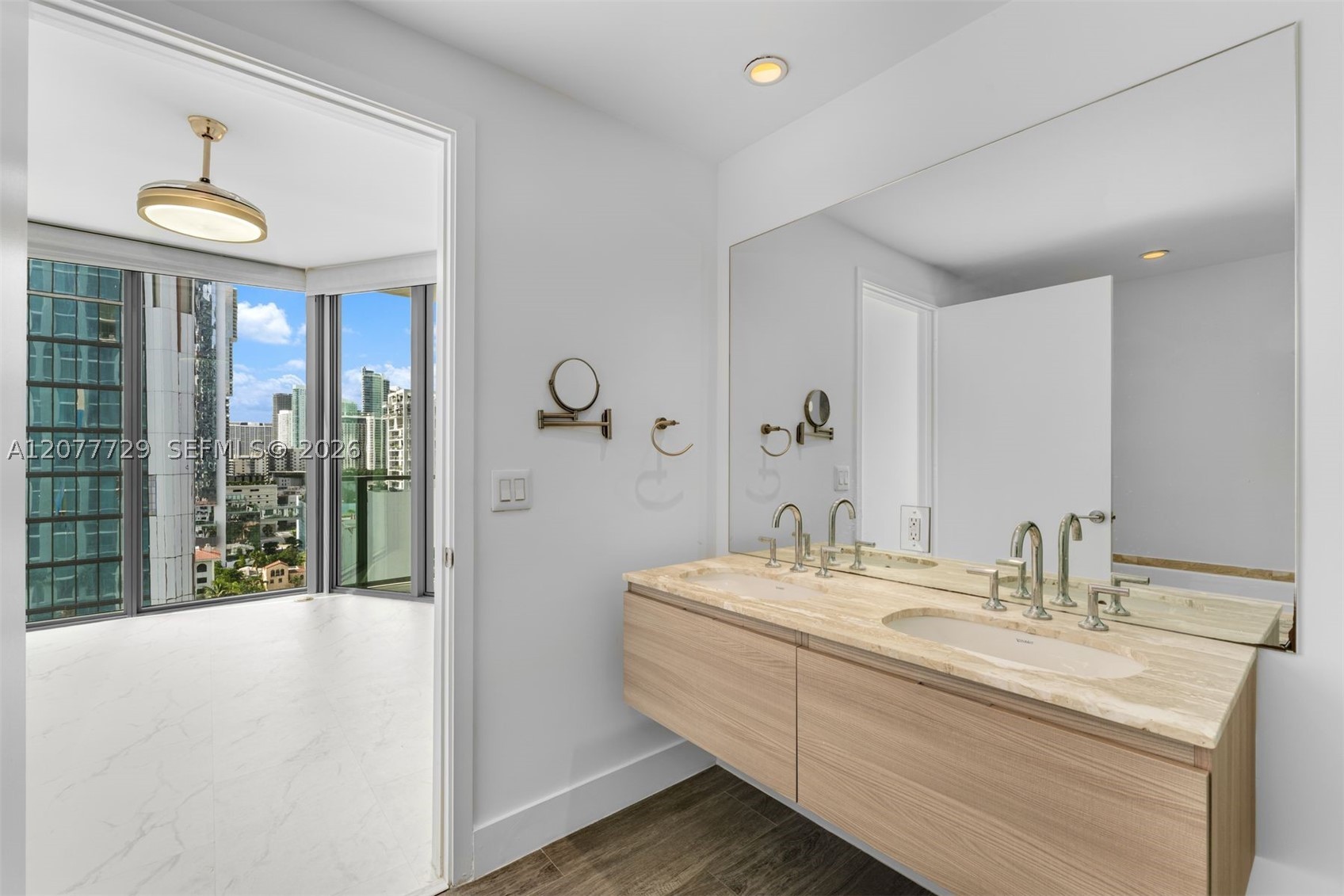 2900 NE 7th Ave #1409 Miami, FL 33137