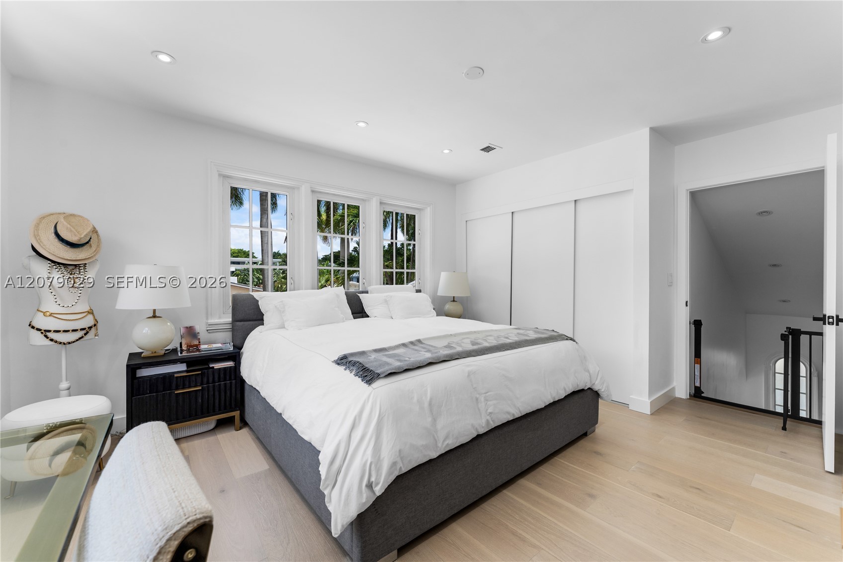 1826 Fairhaven Pl Miami, FL 33133