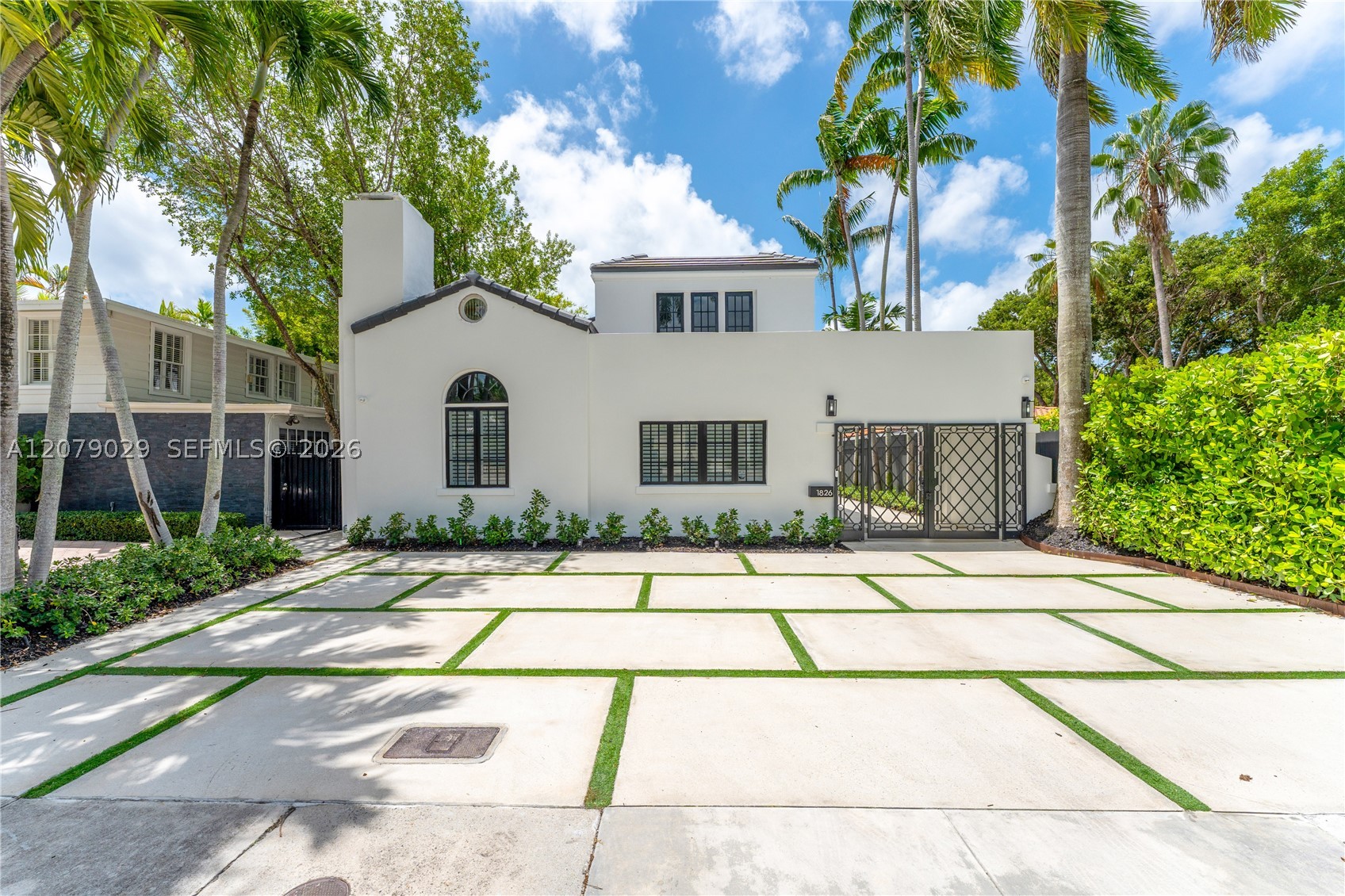 1826 Fairhaven Pl Miami, FL 33133