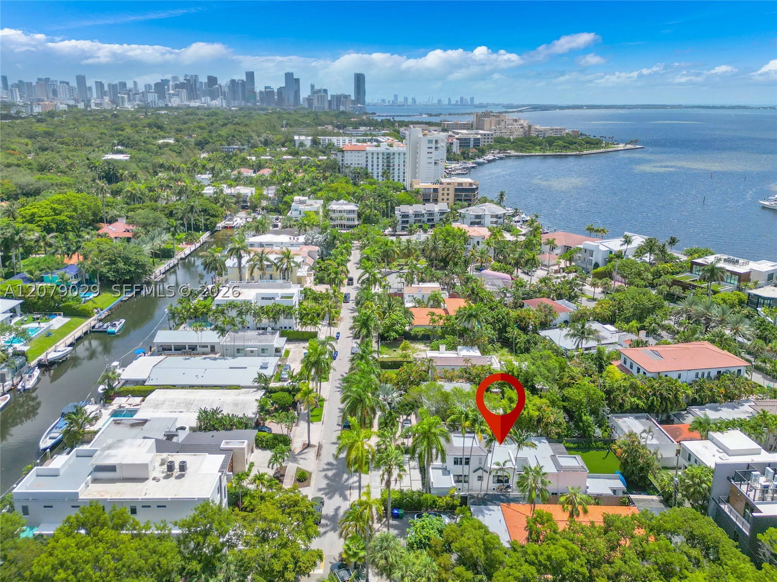 1826 Fairhaven Pl Miami, FL 33133