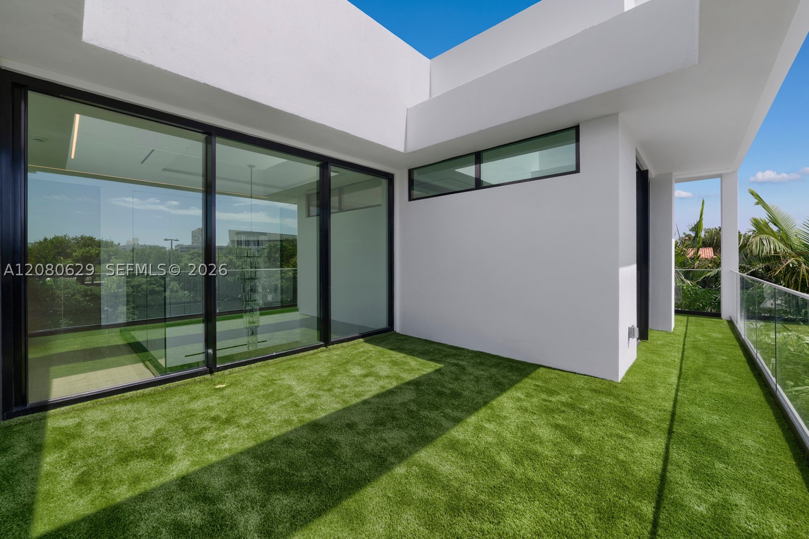 2094 Prairie Ave Miami Beach, FL 33139