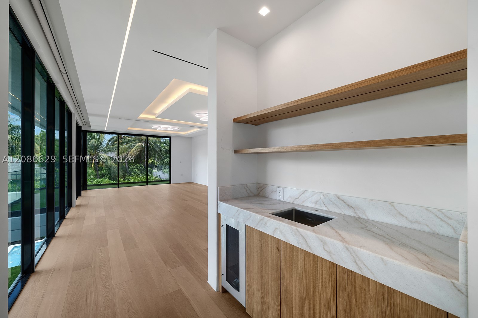 2094 Prairie Ave Miami Beach, FL 33139