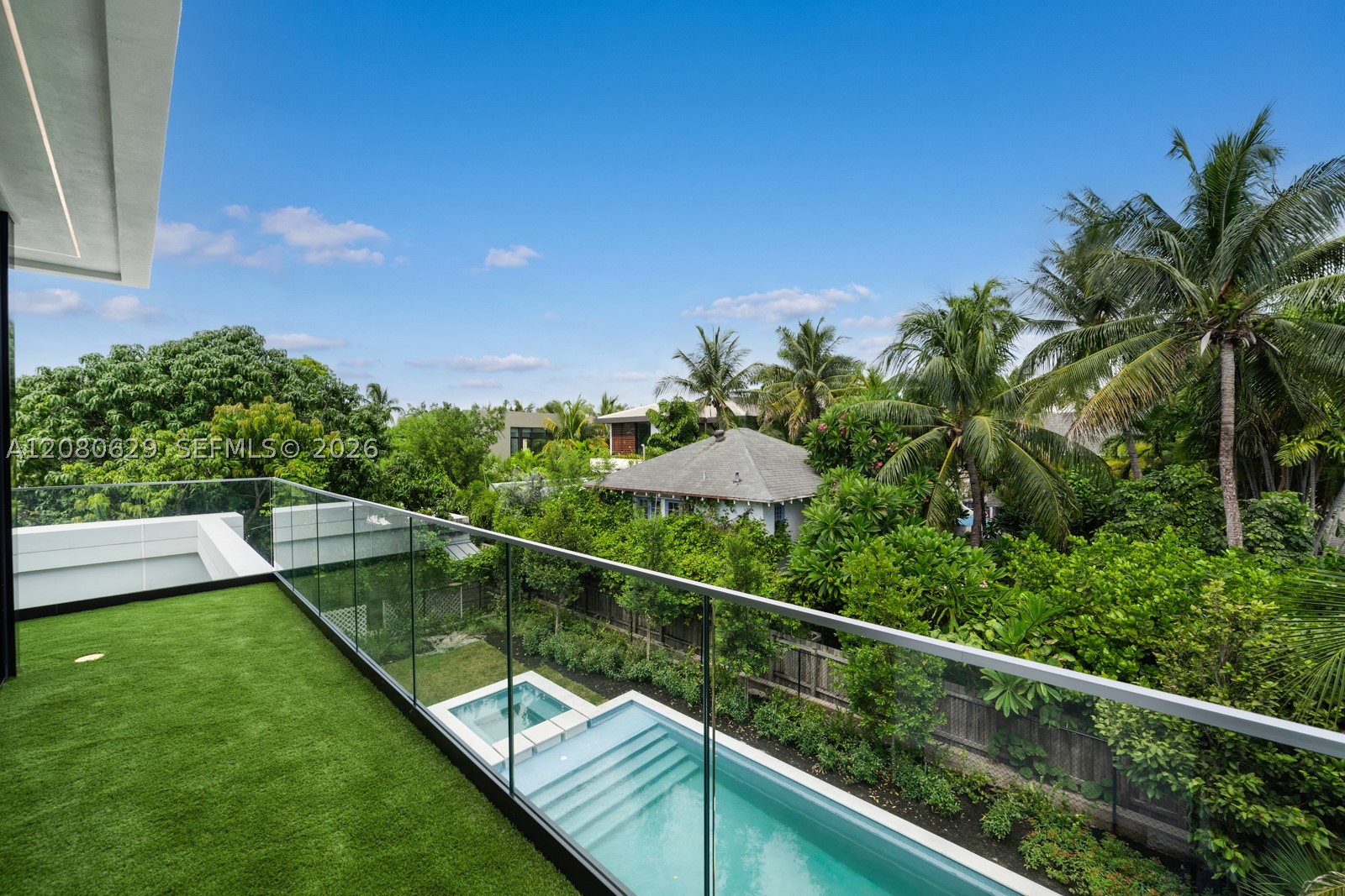 2094 Prairie Ave Miami Beach, FL 33139