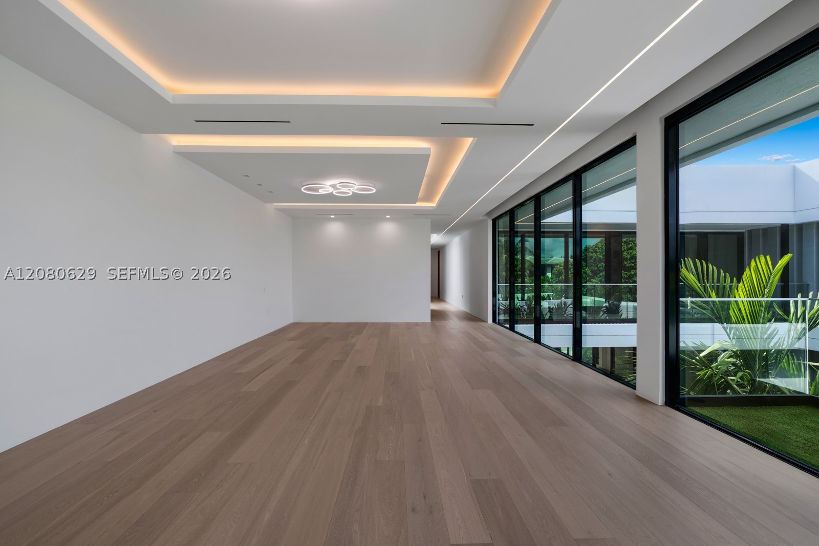 2094 Prairie Ave Miami Beach, FL 33139