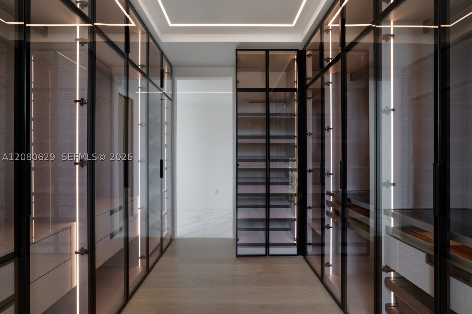 2094 Prairie Ave Miami Beach, FL 33139