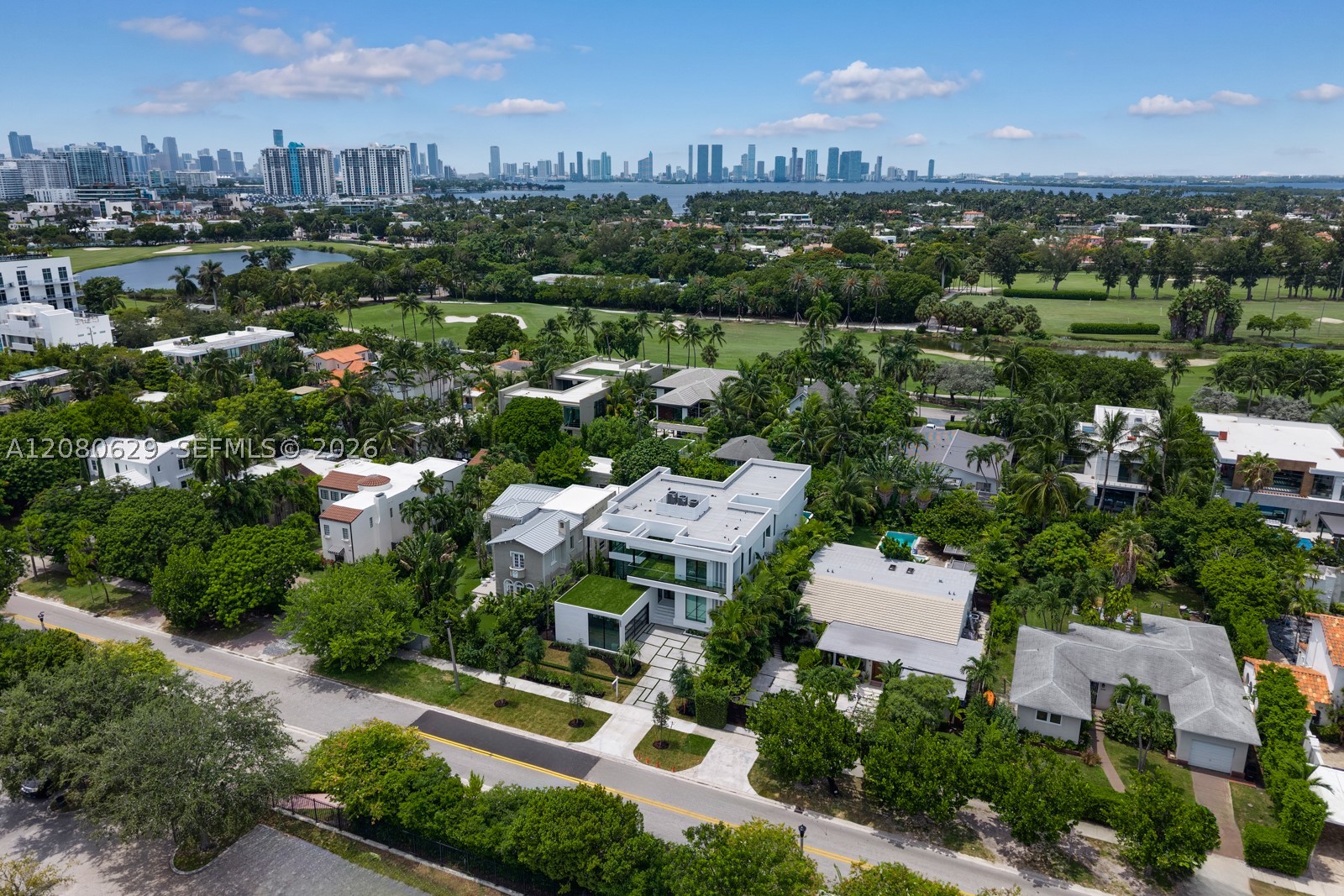 2094 Prairie Ave Miami Beach, FL 33139