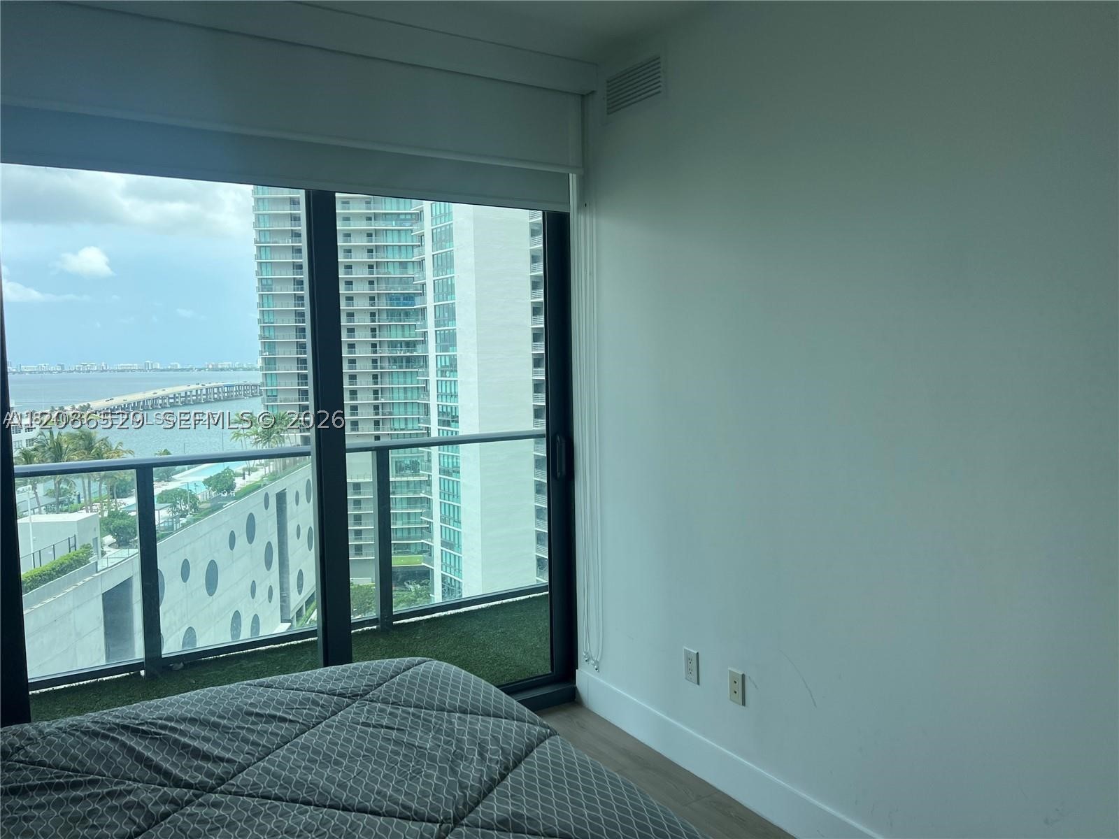 image Paraiso Bayviews9