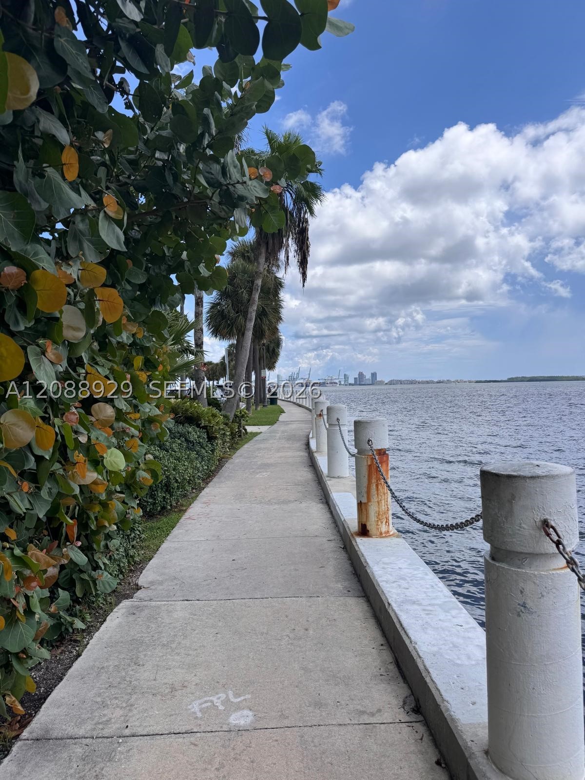 image Brickell Harbour3