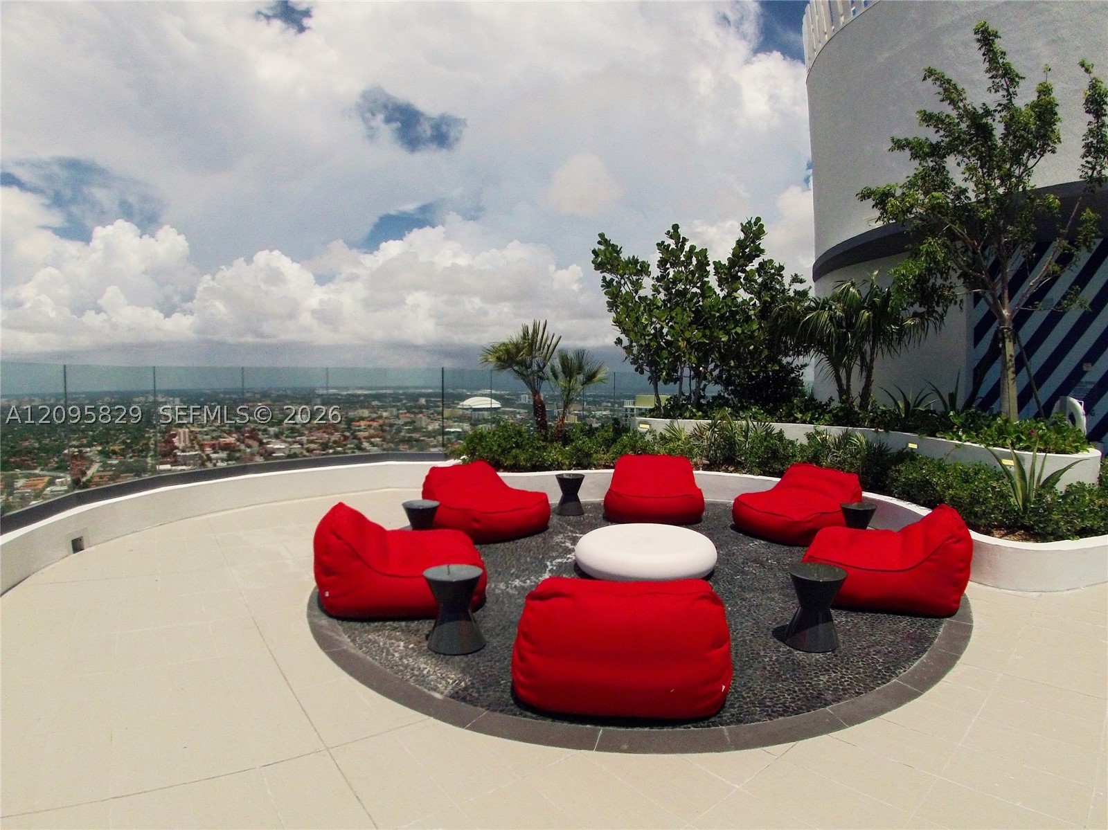 image Brickell Heights West15