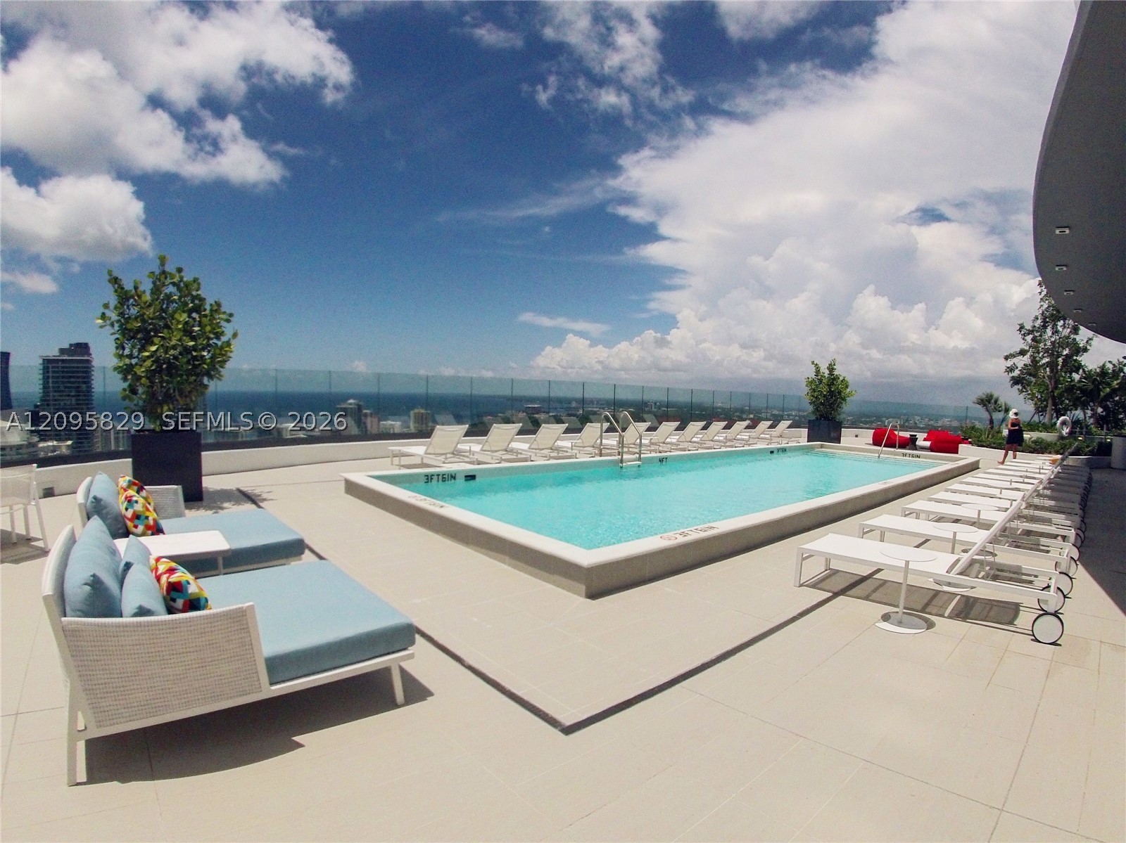image Brickell Heights West1
