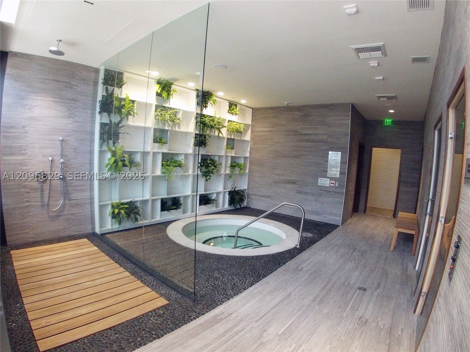 image Brickell Heights West32