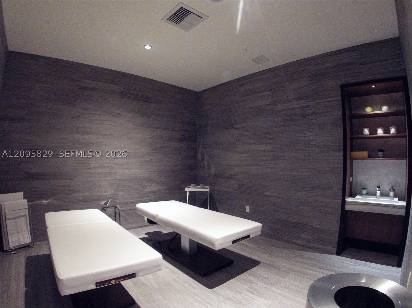 image Brickell Heights West33